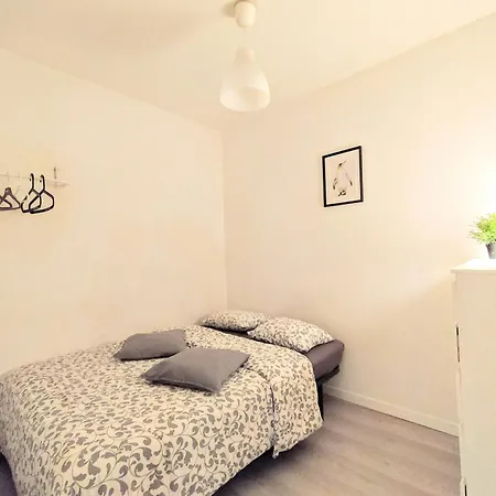 Eg14 Piso 2 Wifi Fibra Ac * Madrid