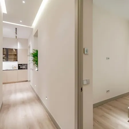 Vip Malasana 6 Pax Apartment