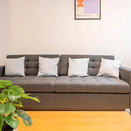 Apartment Renovado Duplex En El Pilar By Bebalmy Madrid