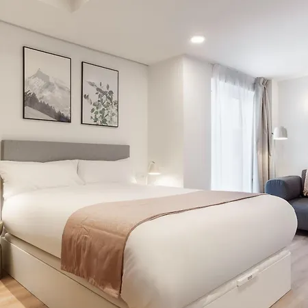 Limehome Calle De Juan Hurtado De Mendoza דירה
