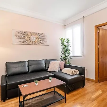 Apartment Spacious Modern Flat In The Centre Of - Infantas Madrid