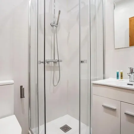 Spacious Modern Flat In The Centre Of - Infantas * Madrid