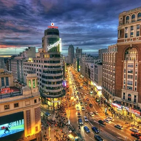Appartamento New Quiet Free Wifi In Gran Via Downtown