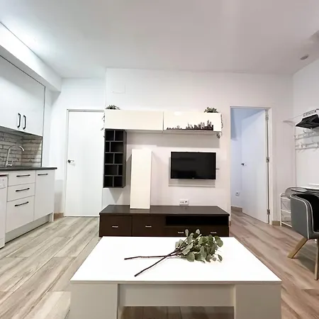 Charming Rio Manzanares Apartment