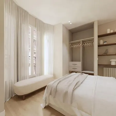 Fuencarral Living 7br 7bh *