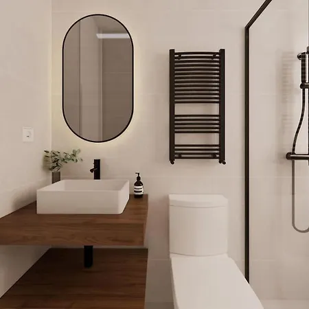 Fuencarral Living 7br 7bh *