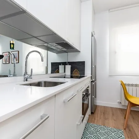 Bright Apartment- 1bd 1bth- Alonso Cano * Madrid