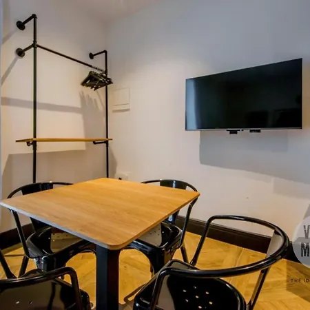Apartment Encanto Madrileno 2, Vive En Calle Del Aguila E3 *