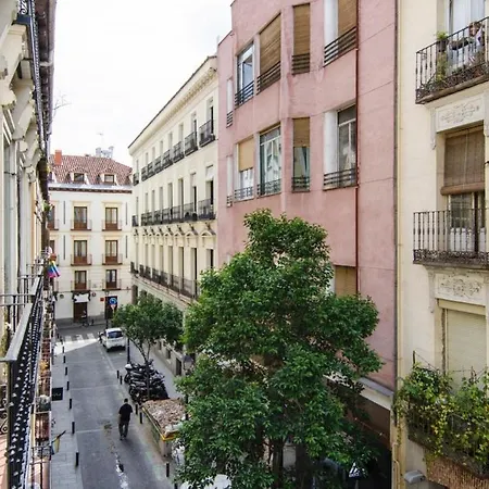 Pelayo, 8 * Madrid
