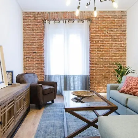 Pelayo, 8 Apartment