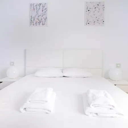 Apartment Calle De Coslada, 16 *