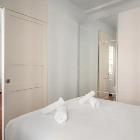 2 Bedrooms 1 Bathroom Furnished - Anton Martin - Vintage - Mintystay Apartment *