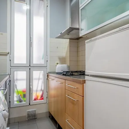 2 Bedrooms 1 Bathroom Furnished - Anton Martin - Vintage - Mintystay *