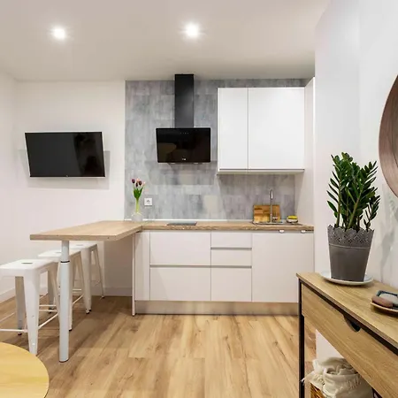 Urraca Apartment *