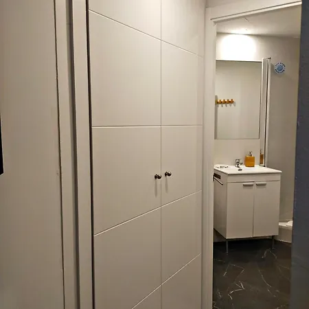 - Q2home