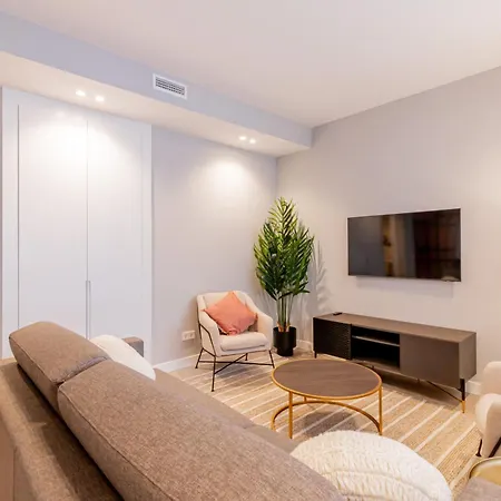 Art Bernabeu Apartamento *