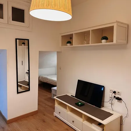 Apartment Buhardilla En Lavapies Cerca De Atocha *