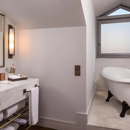 Gran Ingles - The Leading Of The World 5* Madrid
