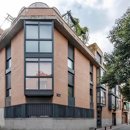 Go By Olala Homes Apartment