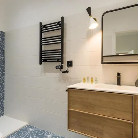 Wide And Modern -1bd 1,5 Bth- Malasana *