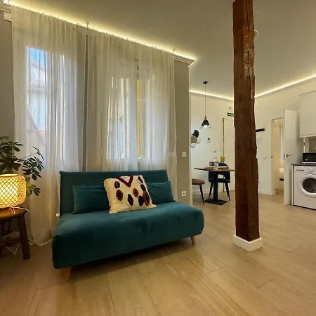 Apartment Plaza Mayor Cozy Private With Ac