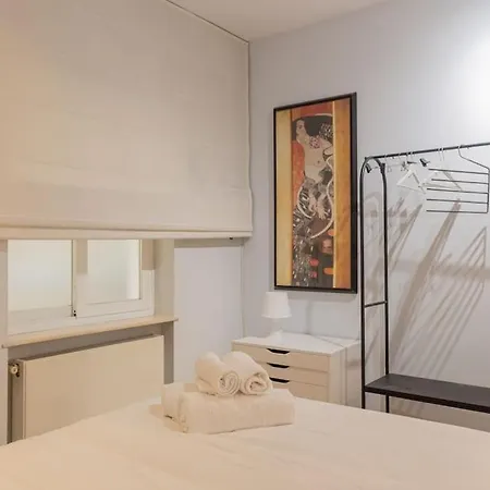Apartment For Amplio Y Elegante En Paseo De La Habana Temporal Pdh52 Madrid