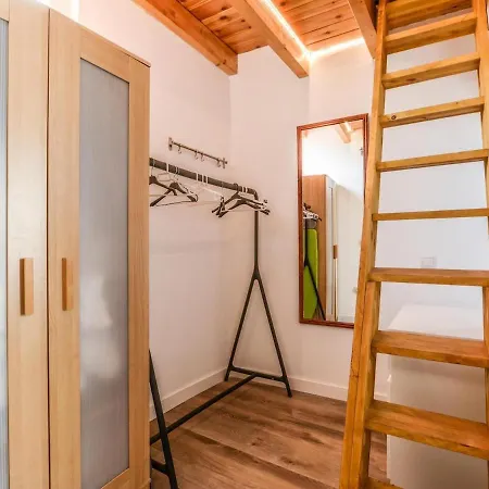 Apartamento Muy Amplio En Pleno Centro De *