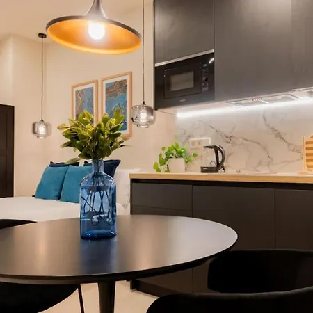 Apartment For Estudio Oriente Diseno Y Confort En Delicias Temporal Del2916 Madrid
