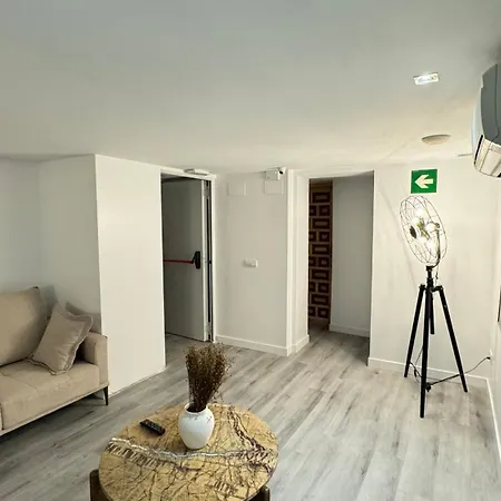 Hostel Ap Leganitos -no Ascensor-