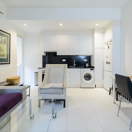 Modern In Goya With Balcony - Retiro Park Apartment Madrid