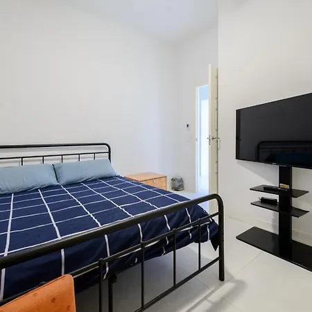 Modern In Goya With Balcony - Retiro Park Apartment