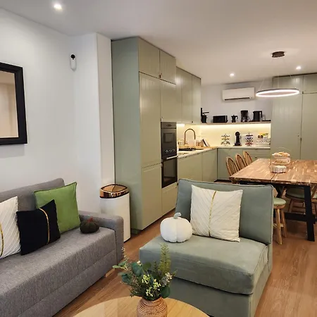Apartment Rest In The Heart Of Madrid