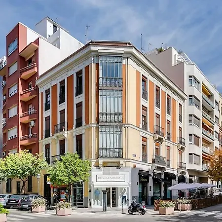 Arte Y Lujo En El Corazon Del Barrio De Salamanca Apartment