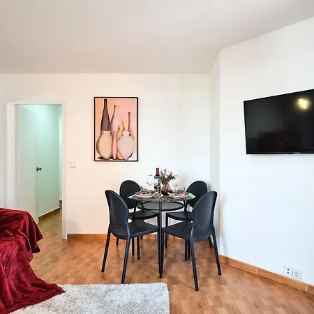 My - Elegante En Chamberi Apartment