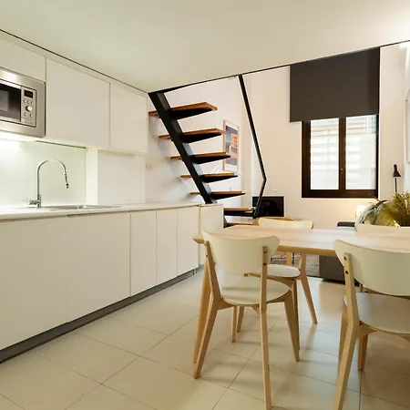 Tracia En Apartment Madrid