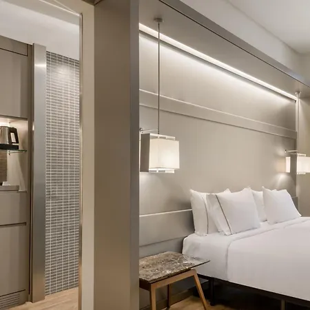 Hotel Ac Recoletos By Marriott 4*