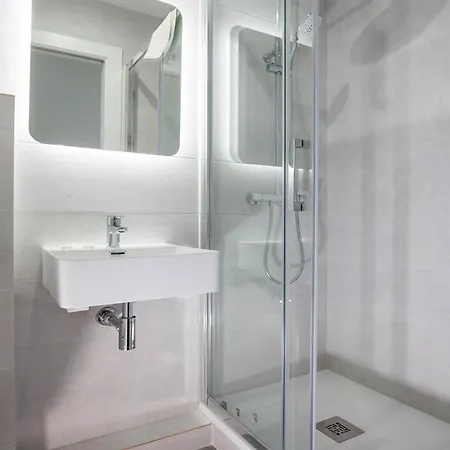 Excelsior Guest house 2*