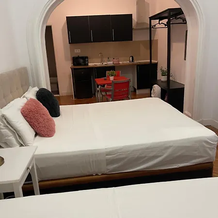 Grand Via House Guest house