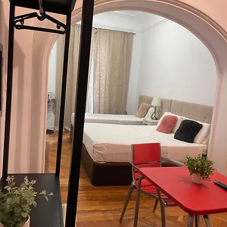 Guest house Grand Via House 3*
