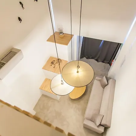 Apartamento Guernica Luxury Duplex - Location, Light, And Art