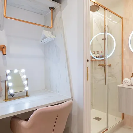 Apartment Rest In The Heart Of Madrid