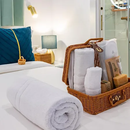 Apartment Rest In The Heart Of Madrid