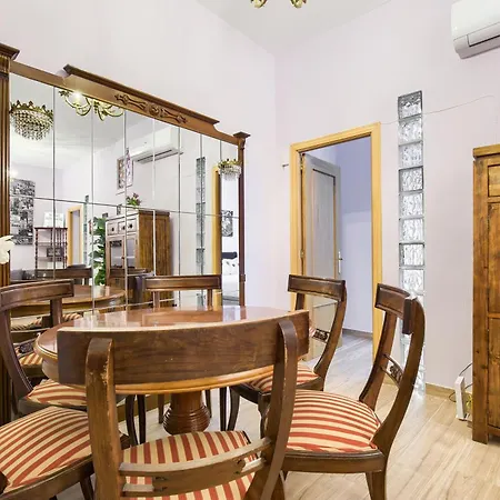 Charming Plaza Tirso De Molina Apartment