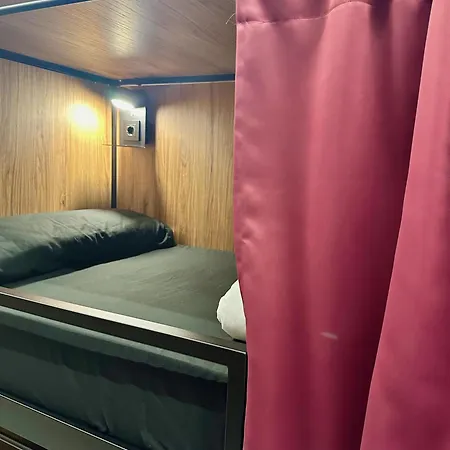Velvet Pacifico Hostal