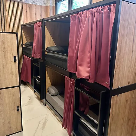 Albergue Velvet Pacifico *