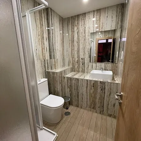 Velvet Pacifico Hostal