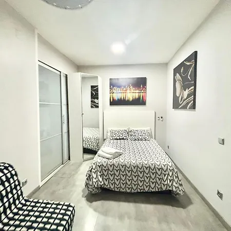 Centro Ferrocarril 2 Metro Delicias Apartment *
