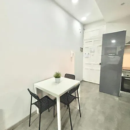 Centro Ferrocarril 2 Metro Delicias Apartment