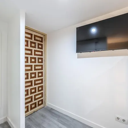 Hostel Ap Leganitos -no Ascensor- Madrid