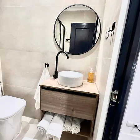 Guest house Miguel Angel Madrid
